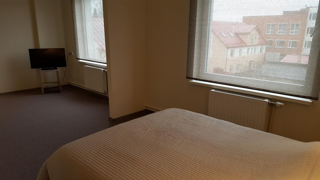 Hotel Gulbene Luaran gambar
